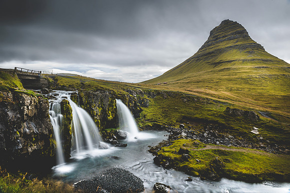 Kirkjufellsfoss & Kirkjufell, Iceland